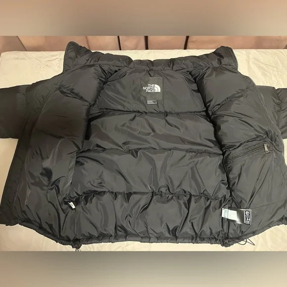 The North Face Men's Charcoal Puffer Jacket - Picture 9 of 12